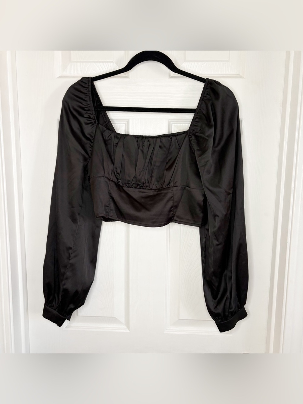 Black Long-Sleeve Square Neck Top